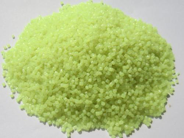 國內增白母粒廠家，選擇增白劑是進口好還是國產(chǎn)好？